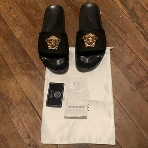 Authentic Gianni Versace men’s slide size 10
